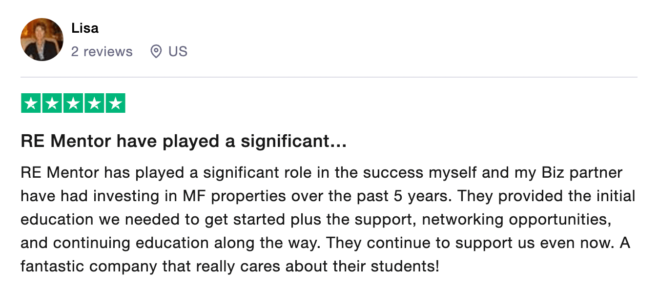 Trustpilot review by Lisa describing RE Mentor's significant impact and ongoing support